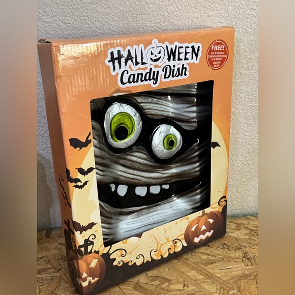 Halloween Mummy Candy Dish Glass 9x12 VERY COOL!! Get it for Halloween! NIB! NEW - Picture 2 of 3